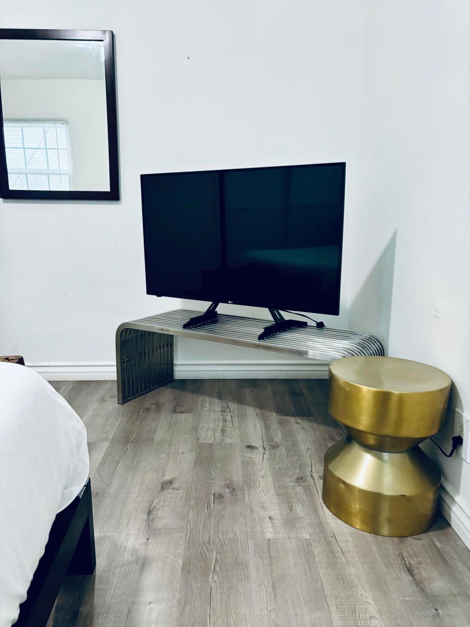 Modern, 1 Bed Condo, Downtown Century Los Ángeles